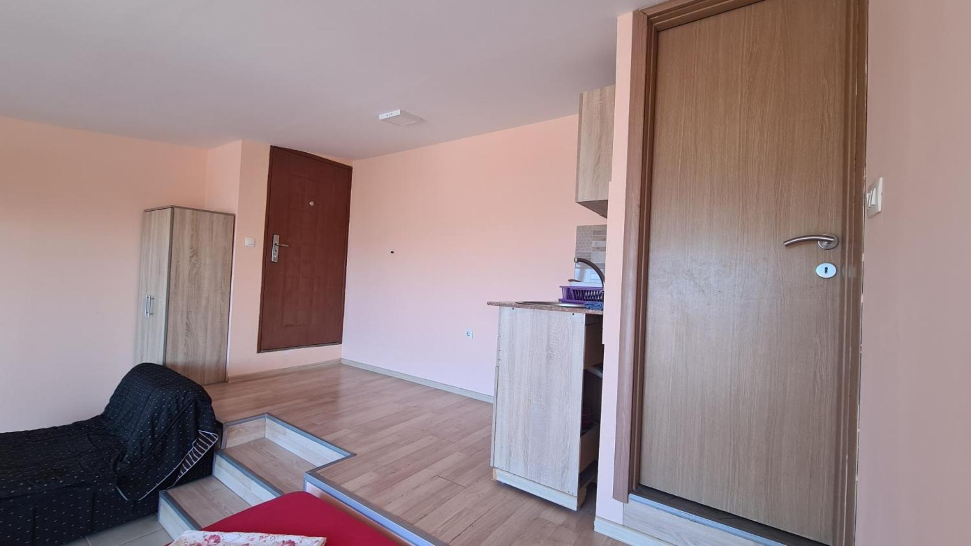 Apartments Bulatovic Бар Стая снимка